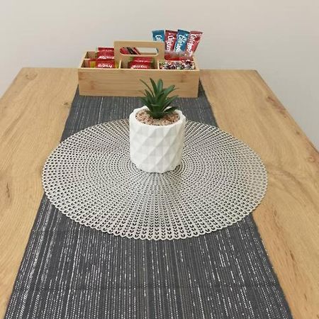 Stylovy Apartman Zemplinska Presov Bagian luar foto