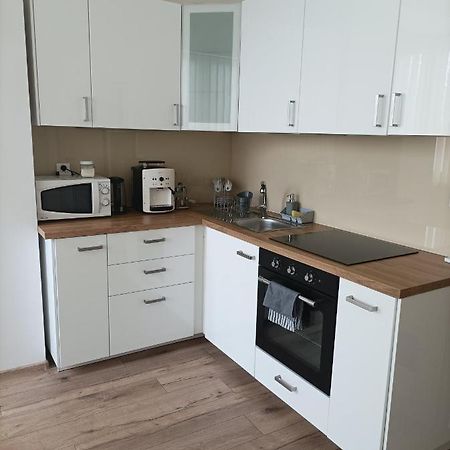 Stylovy Apartman Zemplinska Presov Bagian luar foto